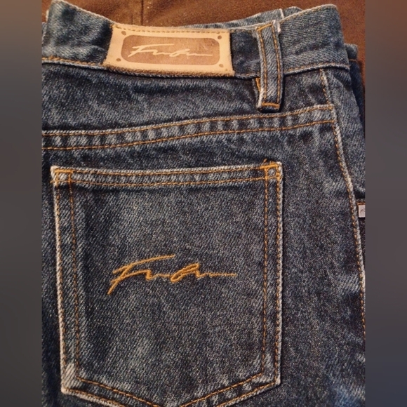 FUBU THE COLLECTION, SIZE 26 Waist. - Picture 1 of 7